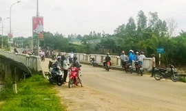 Tìm thi thể em Khiêm tại cầu suối Reo 