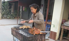 Ăn thịt sống ở Xiêng Khoảng