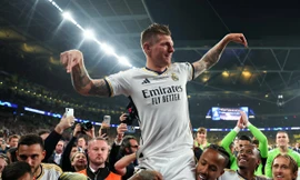 'Biển người' chứng kiến ngày cuối Kroos khoác áo Real Madrid