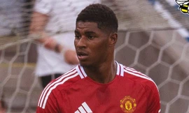 Man Utd thua xấu hổ trước đối thủ vô danh