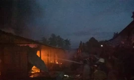 Cháy chợ Mộc Bài, hàng trăm tiểu thương thiệt hại nặng nề