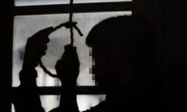 Nghĩ bạn mua nợ được còn mình thì không, thiếu niên tự tử vì tự ái.