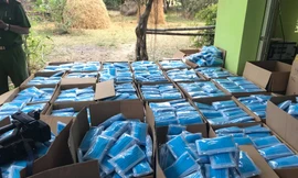 Cơ quan chức năng đã thu giữ gần 80.000 khẩu trang chưa đủ điều kiện lưu hành.
