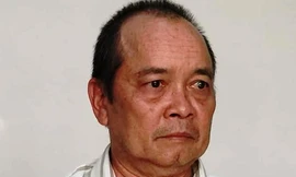 Ông Đỗ Văn Huệ - nguyên cán bộ Đội thuế số 2, Chi cục Thuế huyện Phù Mỹ phạm tội tham ô tài sản.