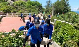 Tỉnh Đoàn Bình Định ra quân các đội Thanh niên tình nguyện hè 2020 tại xã đảo Nhơn Châu.