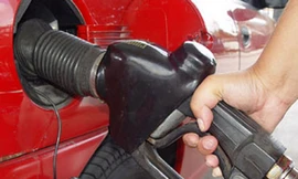 Buông lỏng chất lượng xăng dầu