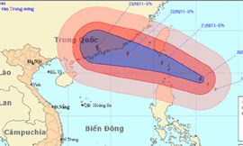Siêu bão Usagi đang tiến vào Biển Đông
