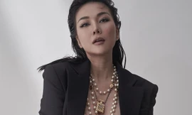 Thanh Hằng diện mốt không nội y, tay che ngực trần táo bạo