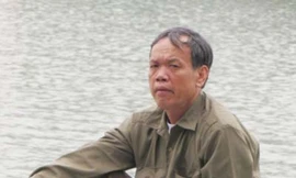 Lời kể của người ôm rùa Hồ Gươm