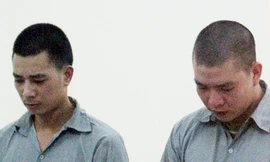 Tên cướp có súng bị "hạ gục" trong ô tô