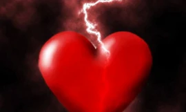 Tình sét đánh: yêu em vì em ‘hay hay’