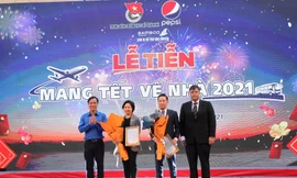 Ban tổ chức tri ân các đơn vị tài trợ, đồng hành với chương trình “Mang Tết về nhà” 2021