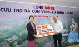 Huawei Việt Nam chung tay ủng hộ đồng bào miền Trung 1 tỷ 