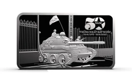 Nhà báo Trần Mai Hưởng nói về ảnh xe tăng tiến vào Dinh Độc Lập năm 1975 bằng bạc