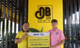 Quỹ phát triển tài năng Việt hỗ trợ học bổng 4 năm đại học cho hai tài năng thể thao Việt Nam