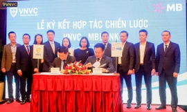 MB ký kết hợp tác chiến lược với Hệ thống trung tâm tiêm chủng VNVC