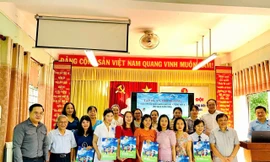 Sách Cánh Diều tri ân thầy cô