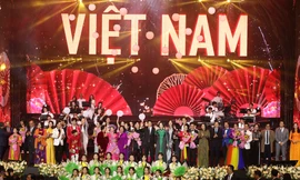 Xuân Quê Hương 2025 - Gắn kết kiều bào với nhân dân trong nước