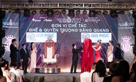 Độc đáo ghế và quyền trượng Hoa hậu Việt Nam 2022 hình mặt trời, chim lạc