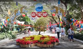 Sắc xuân phủ trên Đồi Tức Dụp