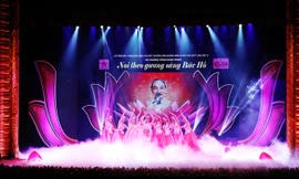 Lan tỏa ý nghĩa chương trình nghệ thuật noi theo gương sáng bác Hồ