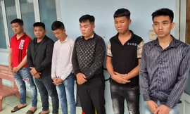 Các đối tượng tại cơ quan công an (ảnh công an cung cấp)