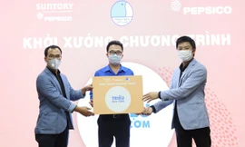 Đại diện Pepsico và Hội Liên hiệp thanh niên Việt Nam khởi xướng chương trình “Triệu bữa cơm”