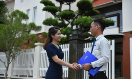 Khách hàng vay vốn tại NCB để mua nhà