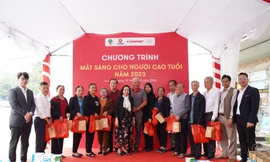 Thay lời tri ân, Tập đoàn Đông Dương triển khai chuỗi hoạt động trao quà sức khỏe đến khách hàng