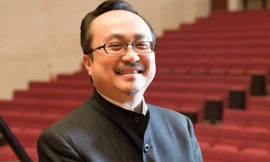 Tiếng đàn của 'nghệ sĩ thiên tài' Đặng Thái Sơn sắp vang trên sân khấu VinFuture