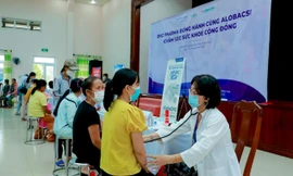 Dược Hậu Giang cùng AloBacsi chăm sóc sức khỏe cho gần 1.400 đồng bào Cơ-tu