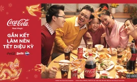 Coca-Cola lan tỏa thông điệp 'Gắn kết làm nên tết diệu kỳ' trong chiến dịch tết 2024
