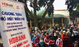 HDBank tiếp tục hành trình "đem lại ánh sáng cho người nghèo bị đục thủy tinh thể" cho gần 300 bệnh nhân tỉnh Lâm Đồng