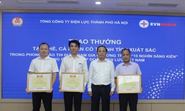 EVN HANOI: Tuyên dương tập thể, cá nhân có sáng kiến làm lợi cho doanh nghiệp