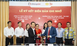 Di Động Việt hợp tác chiến lược với Đại học HUFLIT trong việc tiếp nhận, tuyển dụng nhân lực