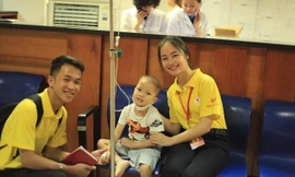 ‘Chiến sĩ áo đỏ’ với hành trình đem giọt hồng tới bệnh nhân 