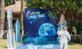 Những “chuyến tàu trở về tuổi thơ” xuất phát tại công viên xanh lớn nhất miền Bắc