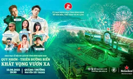 Dàn nghệ sĩ nổi tiếng quy tụ về phố biển Quy Nhơn ‘tiếp lửa’ lễ hội du lịch hè 2025