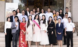 Top 3 HHVN 2022 thưởng lãm vẻ đẹp của biệt thự Oasia Swanbay