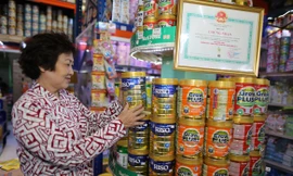 Nutifood đủ nguồn hàng cung cấp giúp khách hàng bổ sung dinh dưỡng, tăng sức đề kháng 