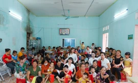 Hiệp hội nữ doanh nhân doanh nghiệp nhỏ & vừa tổ chức chương trình Trung thu cho em