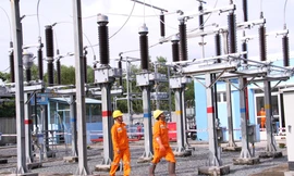 Đảm bảo dòng điện 'chạy' an toàn, ổn định cho người dân khu vực phía Nam đón Tết, vui xuân