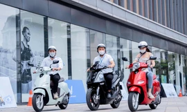 Xăng tăng chóng mặt, xe máy điện VinFast “giải cứu” người dùng Việt 