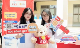 Học bổng 100% UEF dành cho thí sinh đăng ký ngành tài chính - ngân hàng 