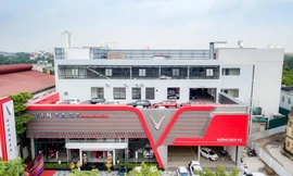 Khám phá showroom VinFast mới rộng gần 5.000m2 tại Hà Nội
