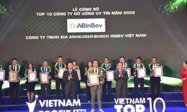 Công ty TNHH Bia Anheuser-Busch InBev ba năm liên tiếp lọt Top 10 Công ty đồ uống uy tín năm 2022
