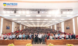 Sinh viên HUTECH nâng cấp kỹ năng viết CV và phỏng vấn cùng chuyên gia nhân sự từ Công ty Coca-Cola Việt Nam