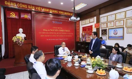 Ông Nguyễn Thiện Nhân thăm và chúc Tết Công ty Du lịch Vietravel