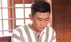 Lợi tại cơ quan điều tra. Ảnh: Công an Vĩnh Long.