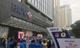 BIDV tổ chức giải chạy “Tết ấm cho người nghèo, vì miền Trung thân yêu”. Ảnh: Quyền Thành